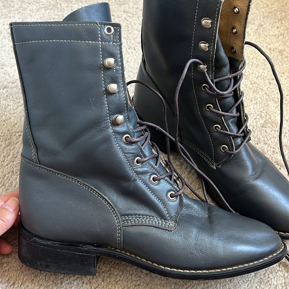 Beautiful Vintage Grey Gray Mid Calf Laceup Leather Doc Style Moto Riding Boots - Picture 11 of 11